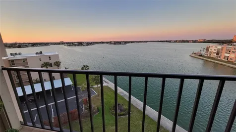 7700 Sun Island Drive S South Pasadena FL 33707