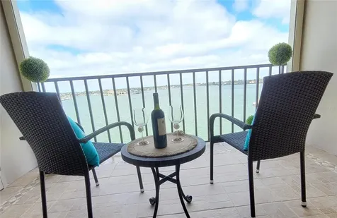 7700 Sun Island Drive S South Pasadena FL 33707