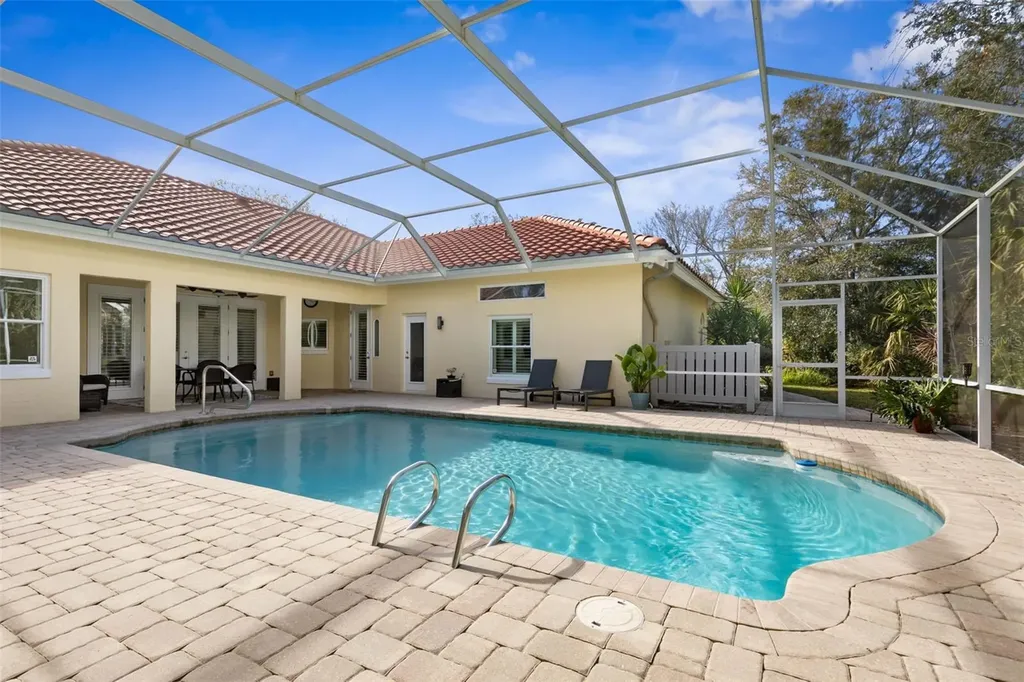 8 Roma Court Palm Coast FL 32137