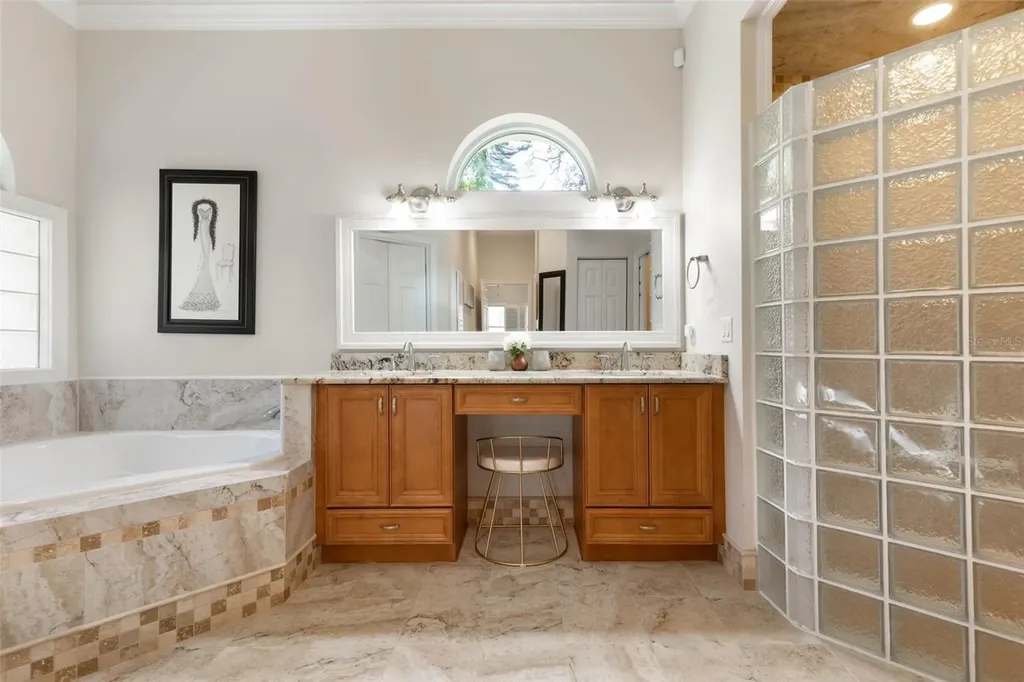 8 Roma Court Palm Coast FL 32137