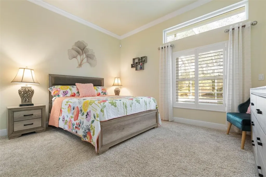 8 Roma Court Palm Coast FL 32137