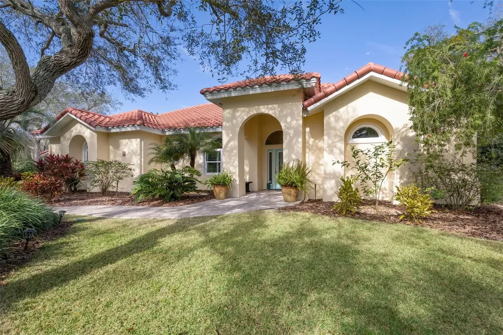 8 Roma Court Palm Coast FL 32137