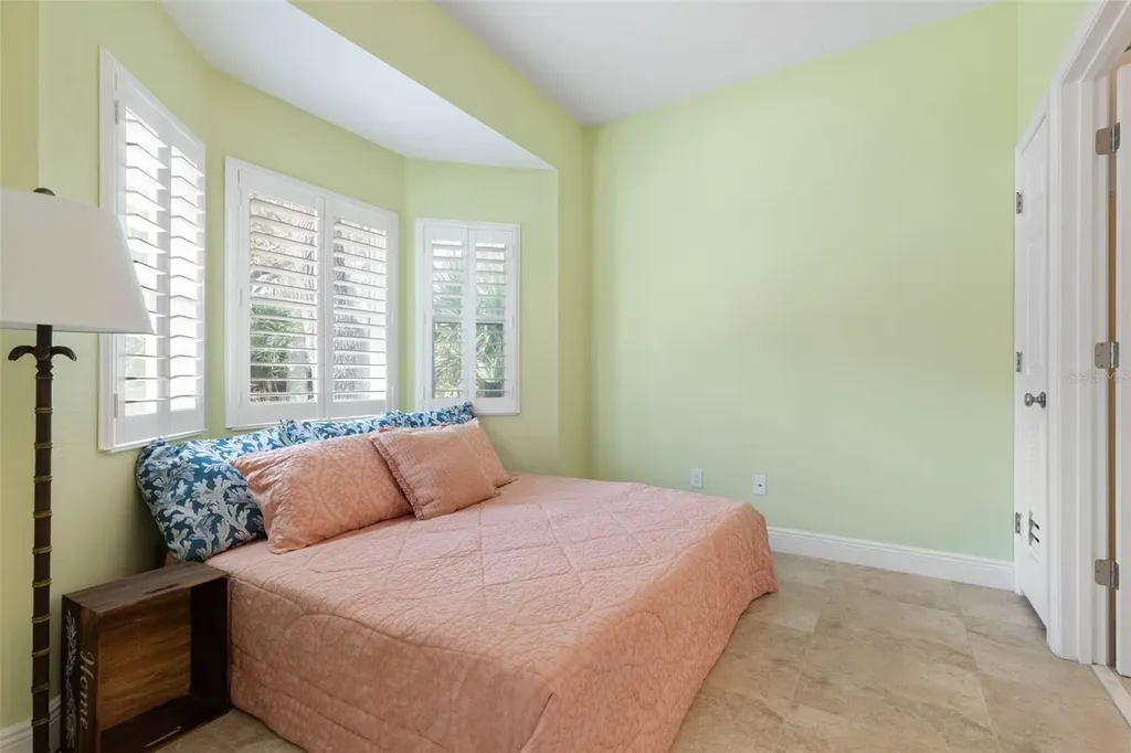 8 Roma Court Palm Coast FL 32137