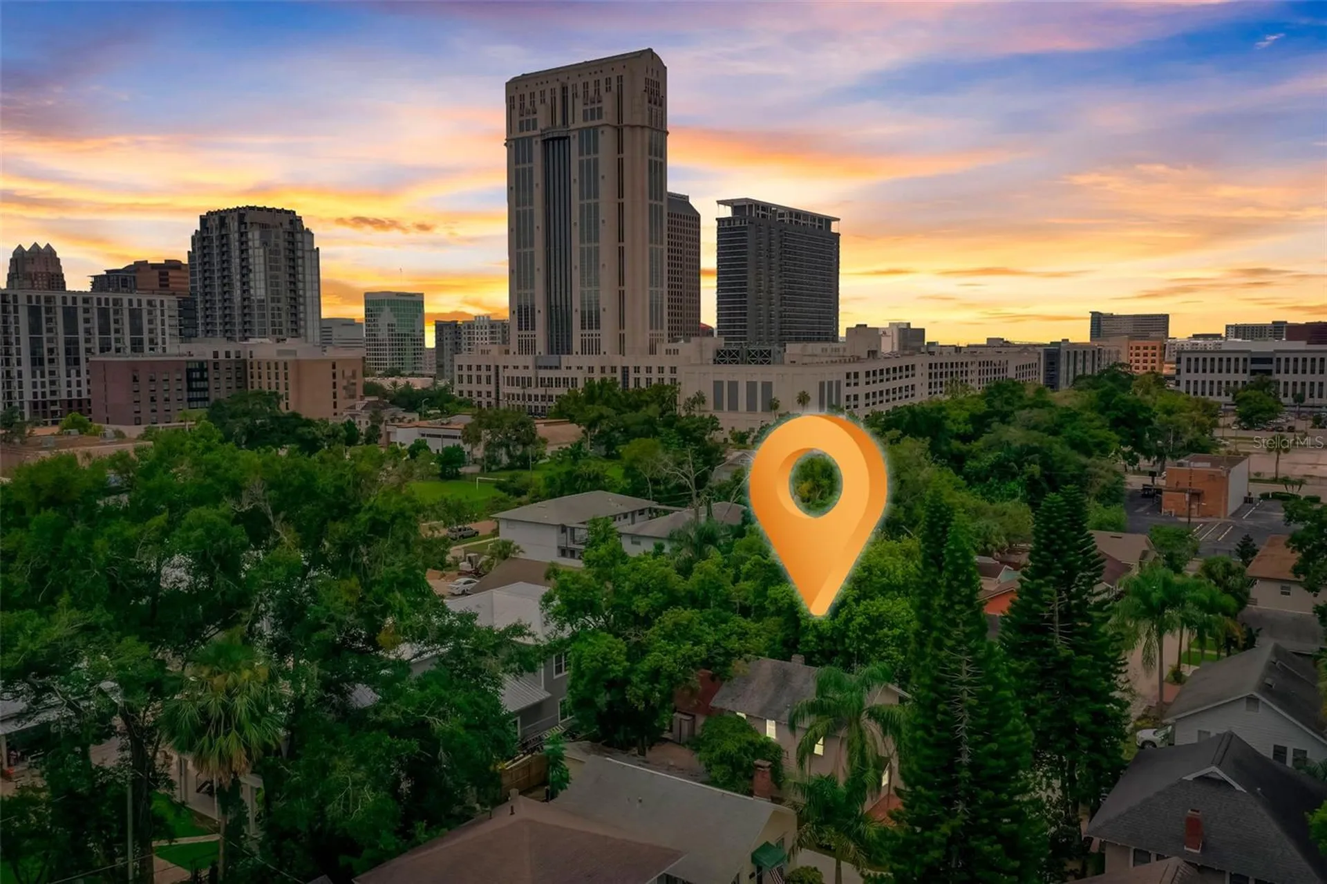200 & 200 1/2 Hibiscus Court Orlando FL 32801