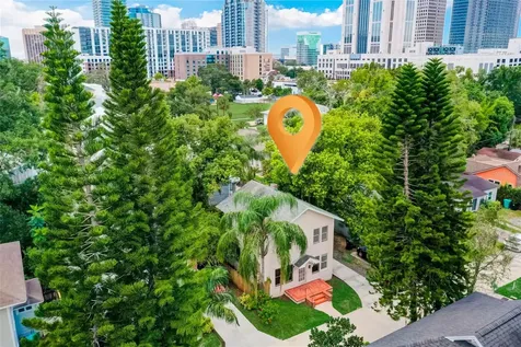 200 & 200 1/2 Hibiscus Court Orlando FL 32801