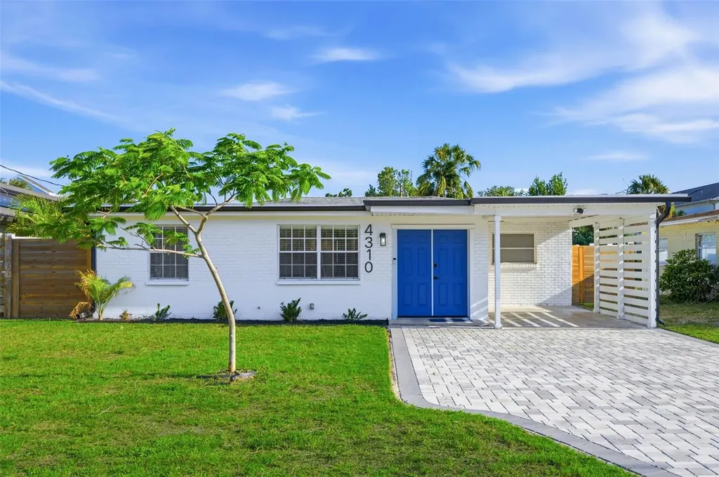 4310 W Carmen Street Tampa FL 33609