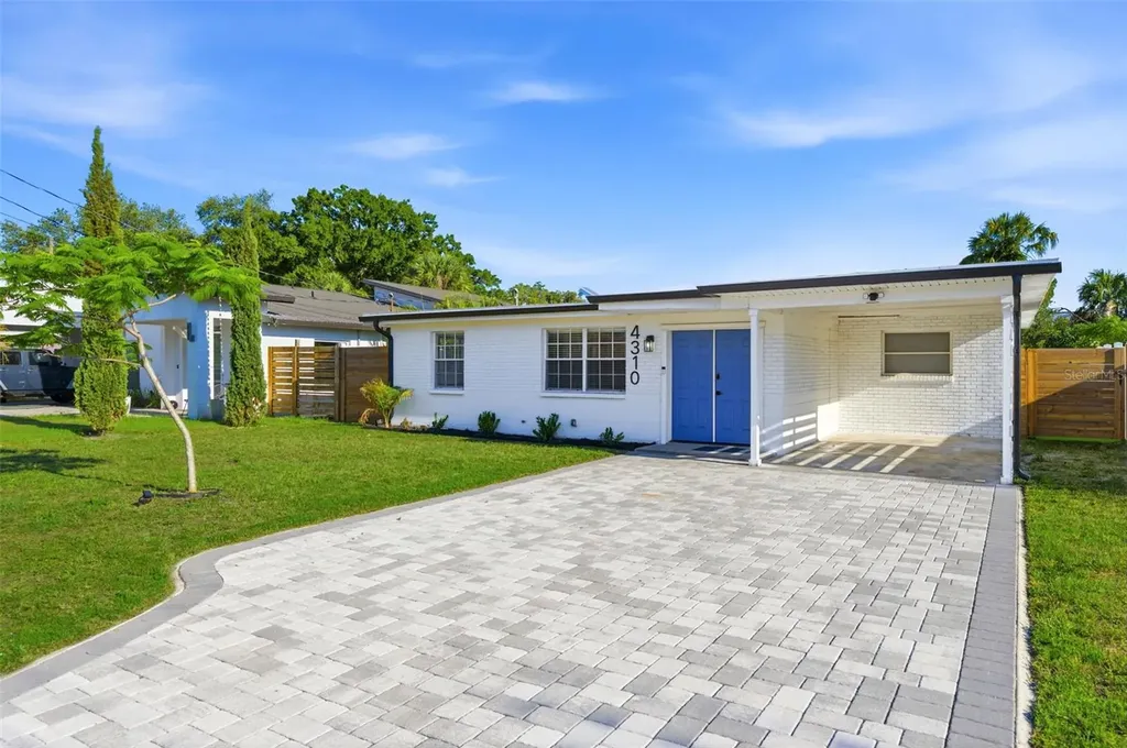 4310 W Carmen Street Tampa FL 33609