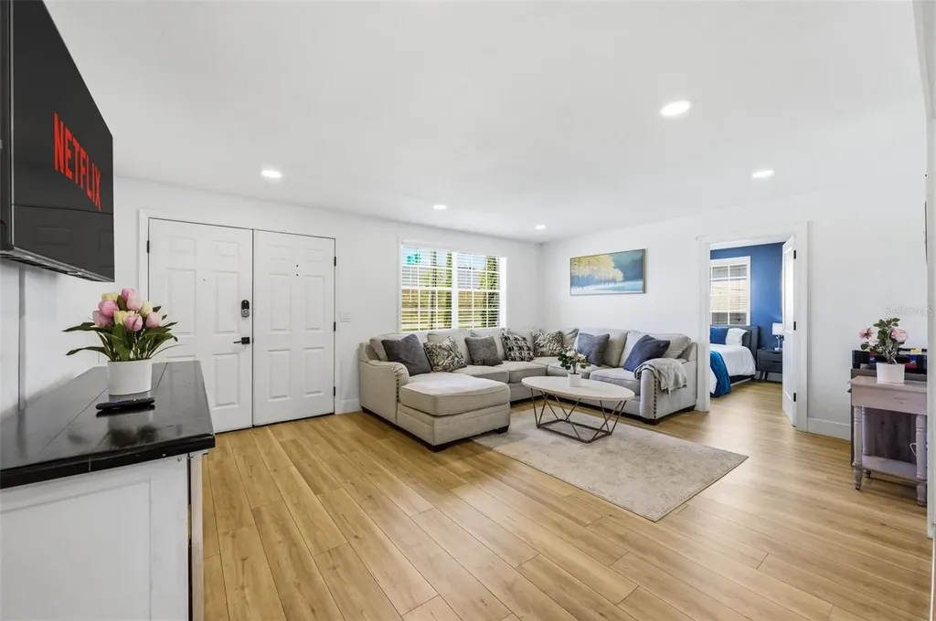 4310 W Carmen Street Tampa FL 33609