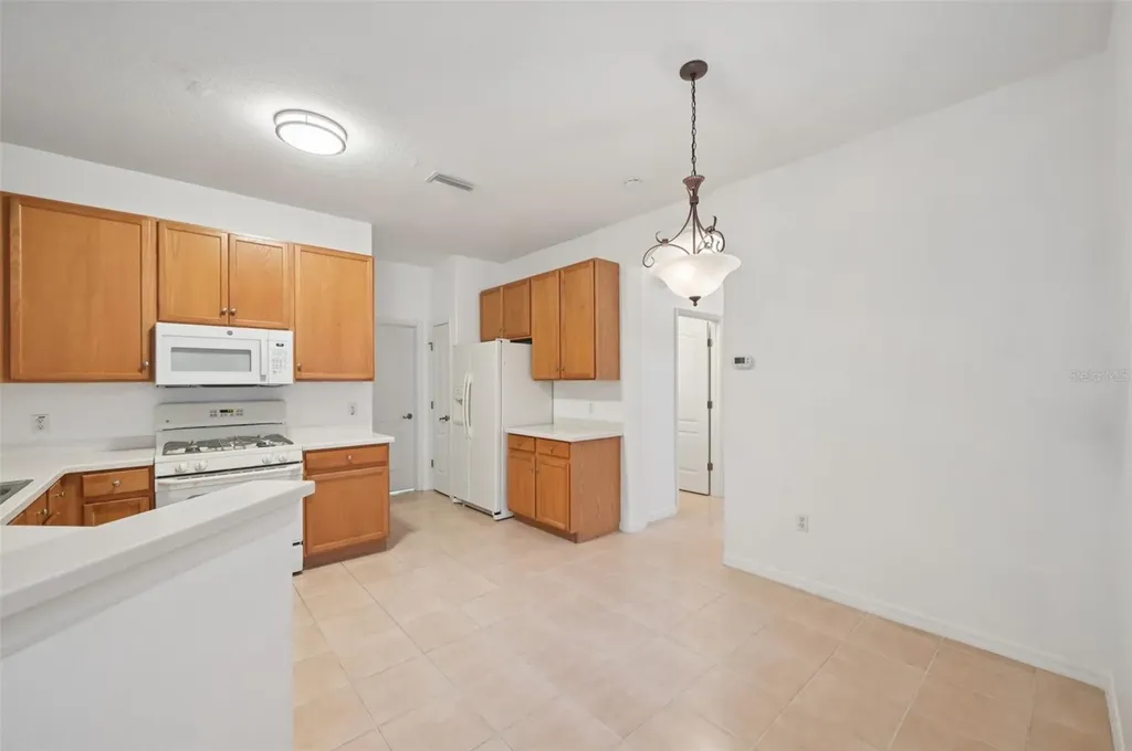 2040 Sifield Greens Way Sun City Center FL 33573