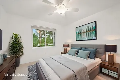 2040 Sifield Greens Way Sun City Center FL 33573