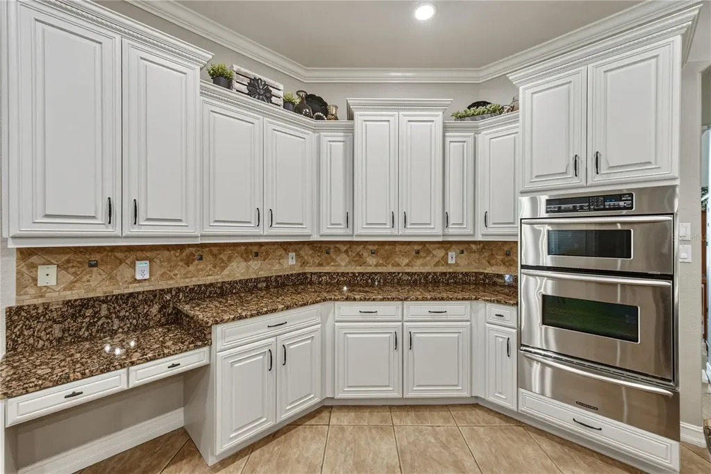 11518 Hammock Oaks Court Lithia FL 33547