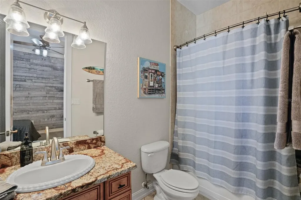 11518 Hammock Oaks Court Lithia FL 33547