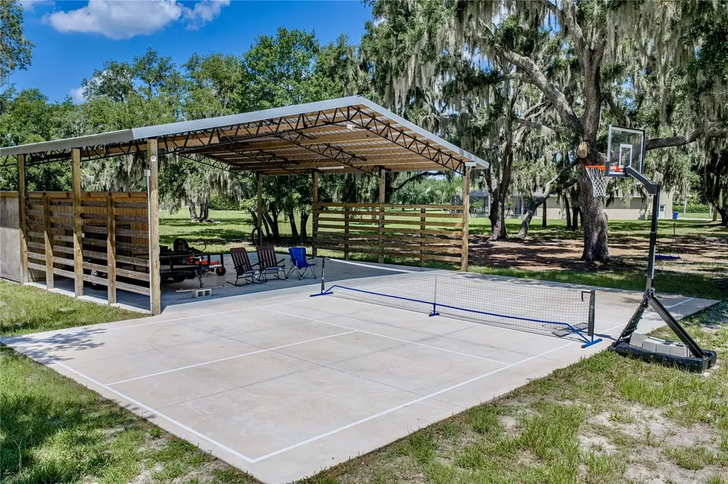 11518 Hammock Oaks Court Lithia FL 33547