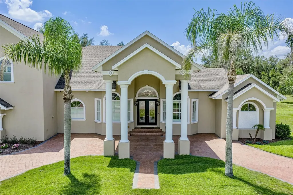 11518 Hammock Oaks Court Lithia FL 33547
