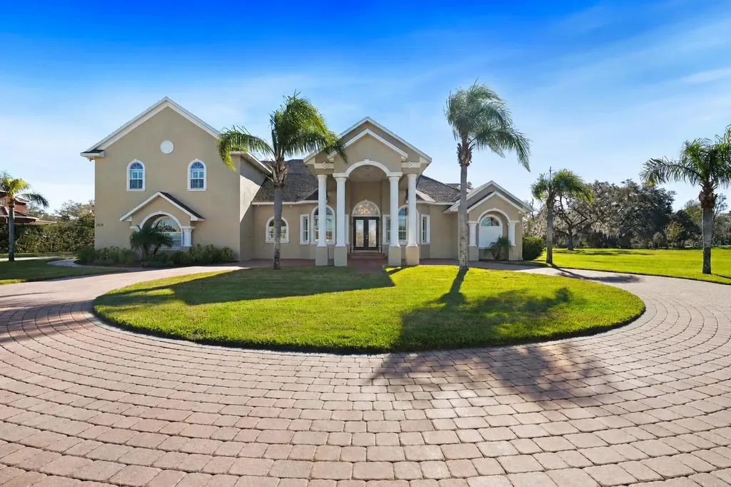 11518 Hammock Oaks Court Lithia FL 33547
