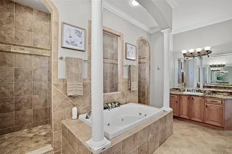 11518 Hammock Oaks Court Lithia FL 33547