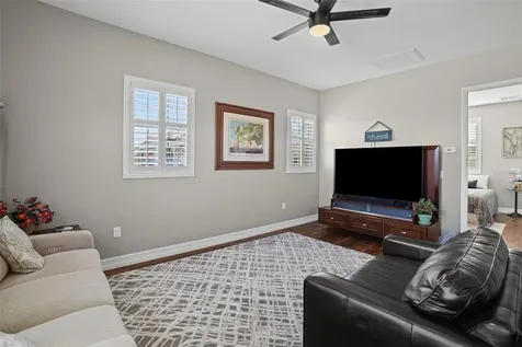 11518 Hammock Oaks Court Lithia FL 33547