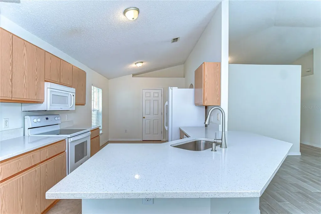 18303 Elmhurst Lane Tampa FL 33647