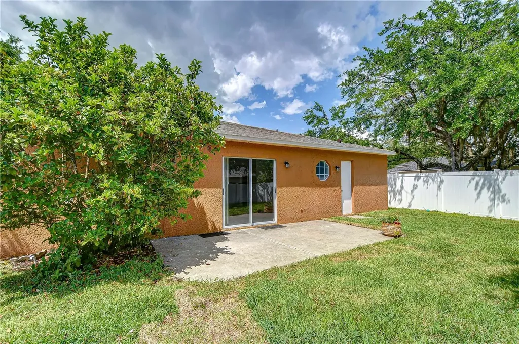 18303 Elmhurst Lane Tampa FL 33647