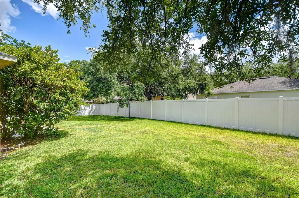 18303 Elmhurst Lane Tampa FL 33647