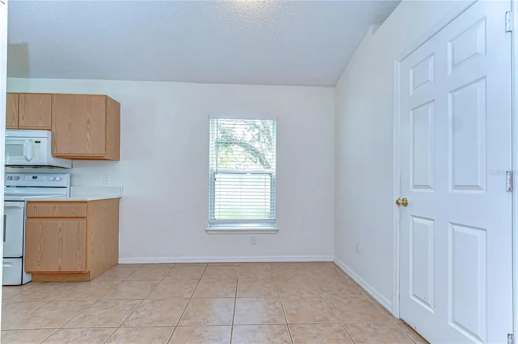 18303 Elmhurst Lane Tampa FL 33647