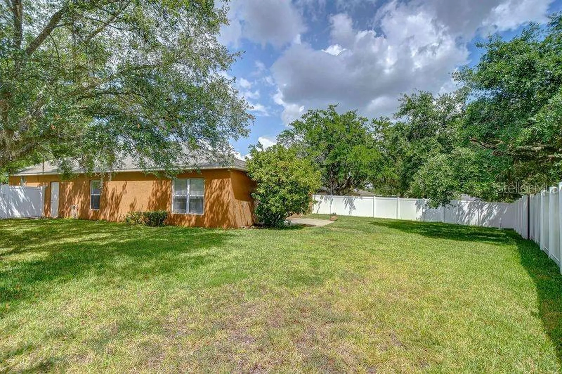 18303 Elmhurst Lane Tampa FL 33647