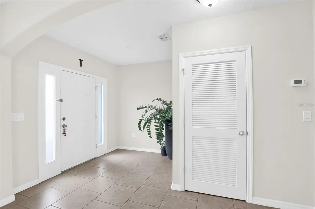 5331 Oak Breeze Avenue Port Orange FL 32128