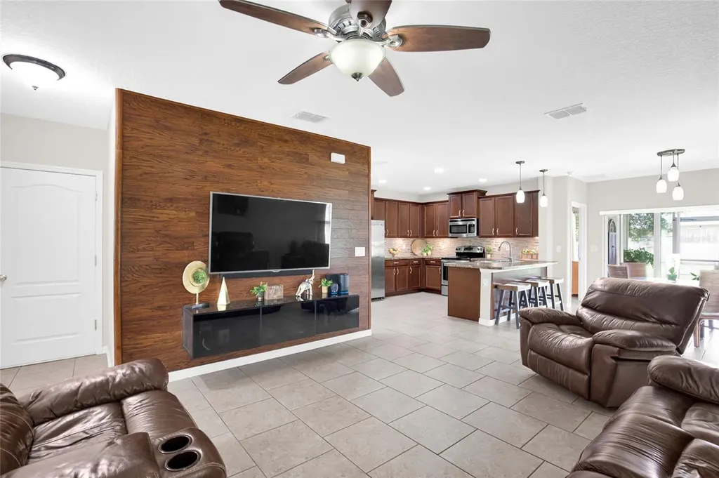 5331 Oak Breeze Avenue Port Orange FL 32128