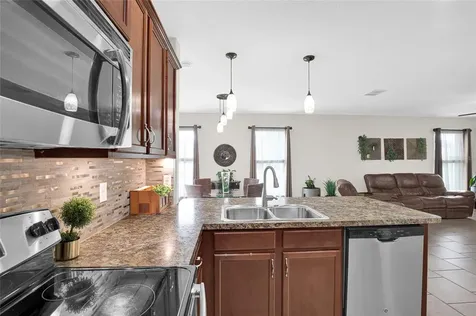 5331 Oak Breeze Avenue Port Orange FL 32128