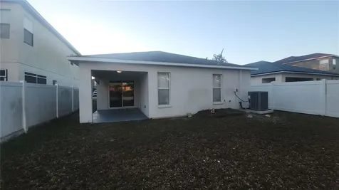 7955 Carriage Pointe Drive Gibsonton FL 33534