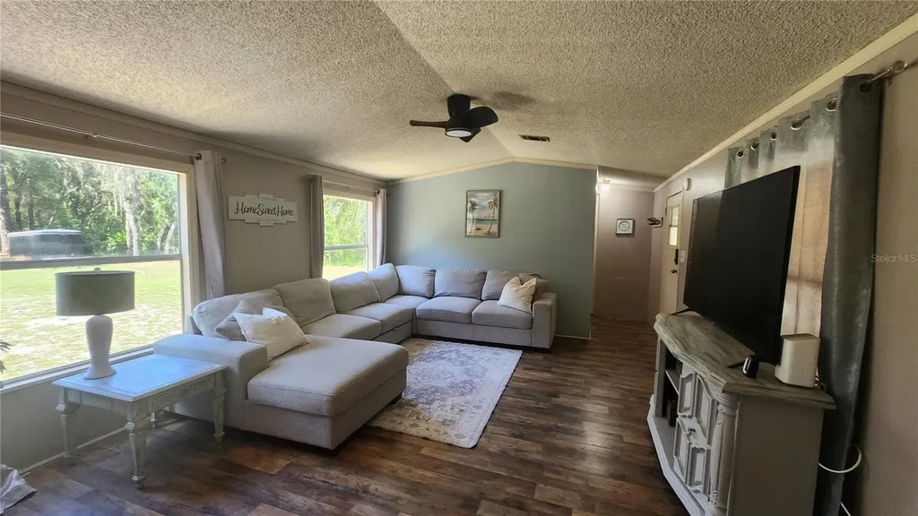 21114 Orange Court Mount Dora FL 32757