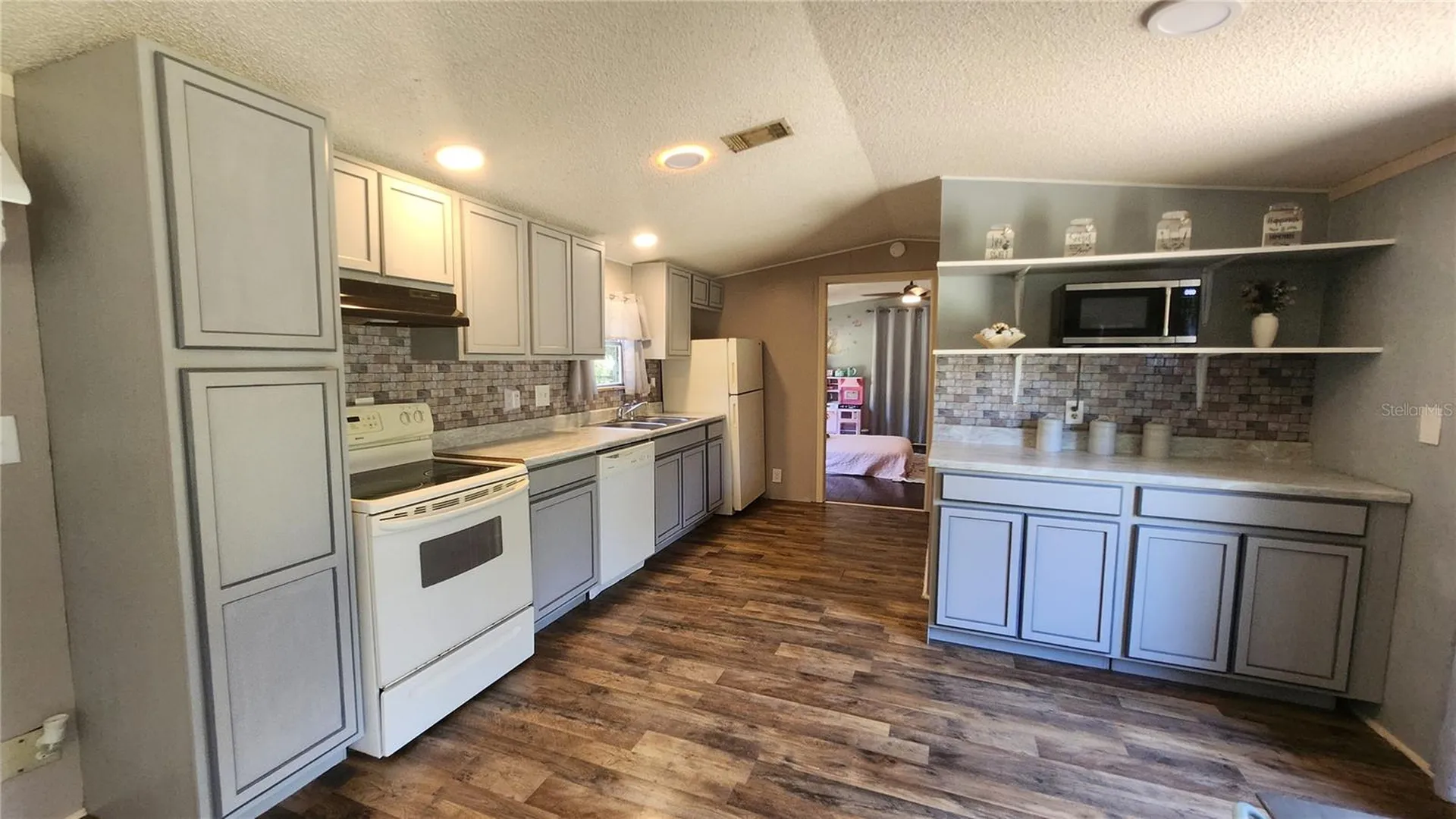 21114 Orange Court Mount Dora FL 32757