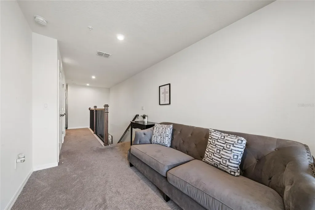 10239 Highline Crest Street Orlando FL 32832