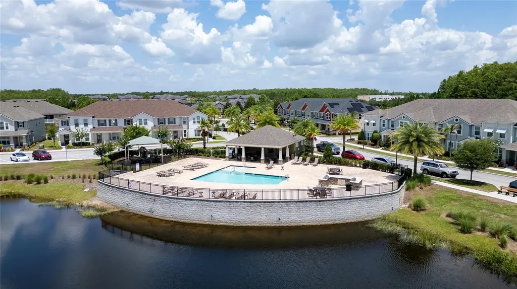10239 Highline Crest Street Orlando FL 32832