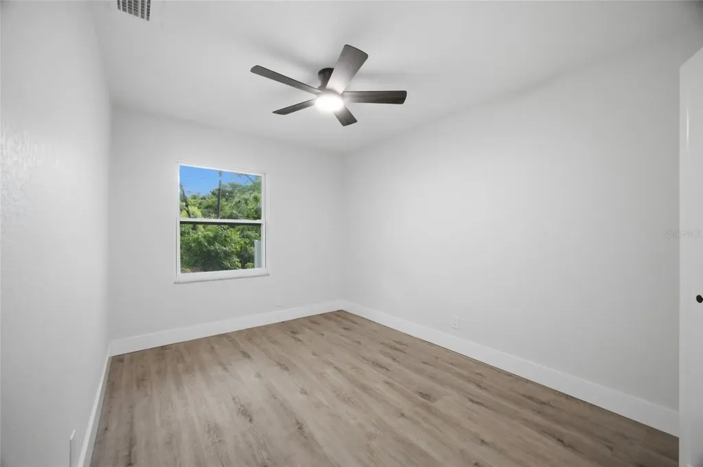 1333 Overlea Street Clearwater FL 33755