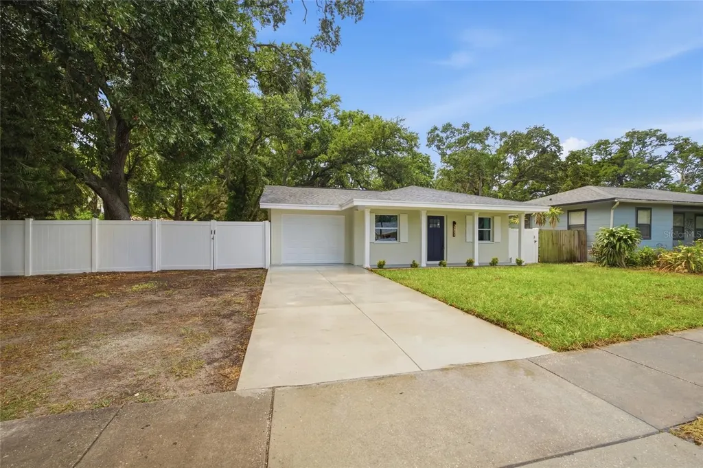 1333 Overlea Street Clearwater FL 33755