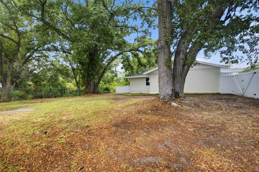 1333 Overlea Street Clearwater FL 33755