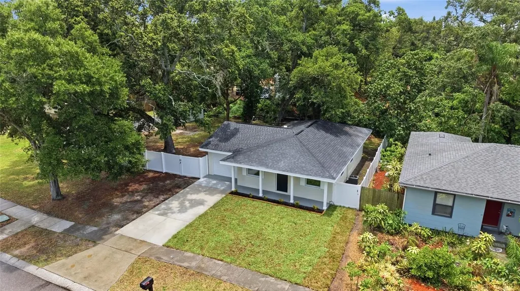 1333 Overlea Street Clearwater FL 33755
