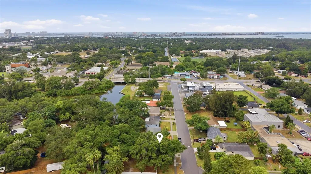 1333 Overlea Street Clearwater FL 33755