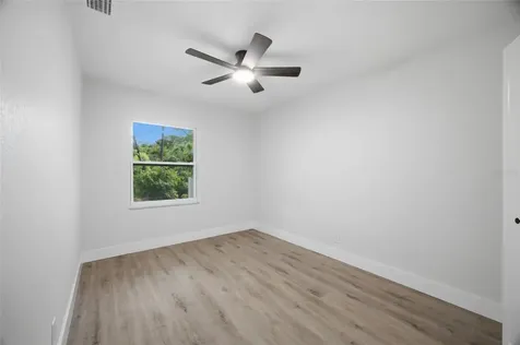 1333 Overlea Street Clearwater FL 33755