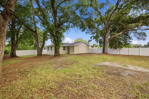 1333 Overlea Street Clearwater FL 33755