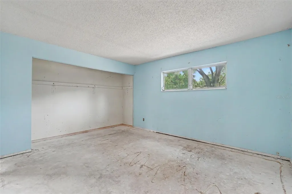 8373 78th Terrace Seminole FL 33777