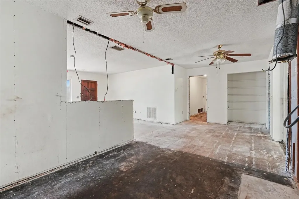 8373 78th Terrace Seminole FL 33777
