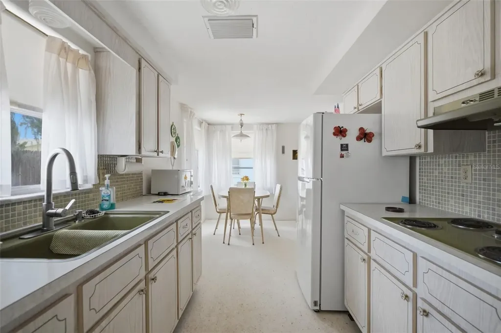1207 Lodestar Drive Holiday FL 34690