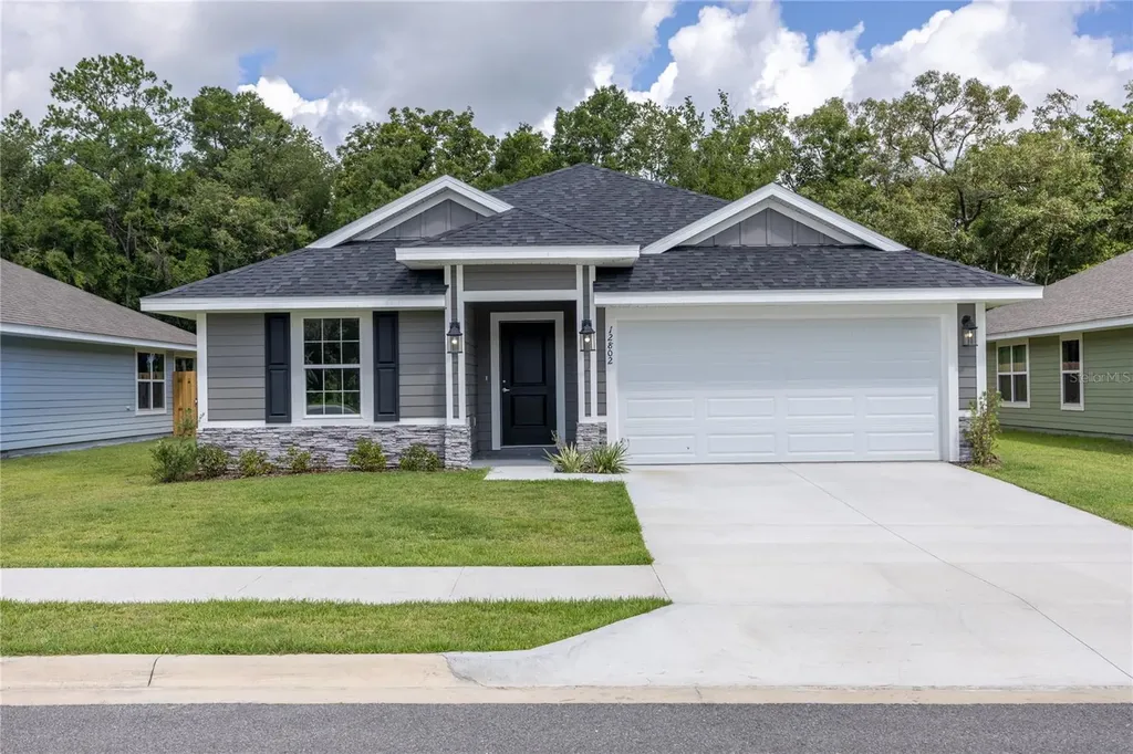 2584 SW 250th Terrace Newberry FL 32669