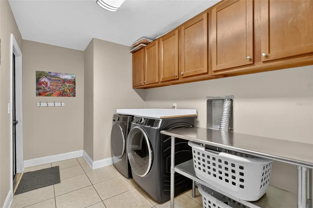 706 S Oakwood Avenue Brandon FL 33511