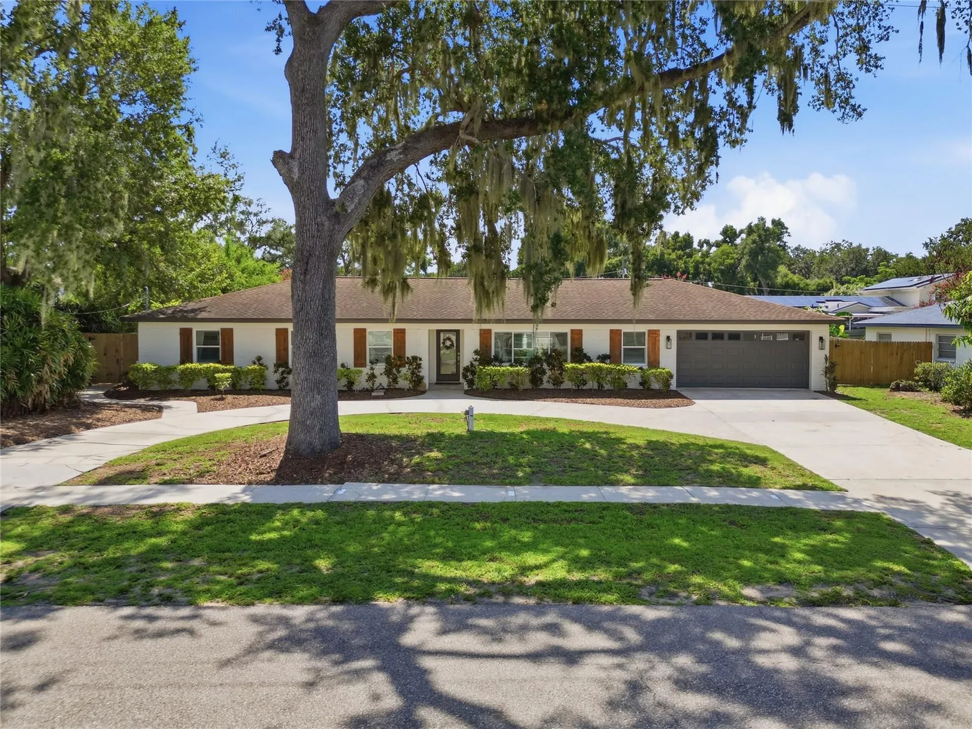 706 S Oakwood Avenue Brandon FL 33511