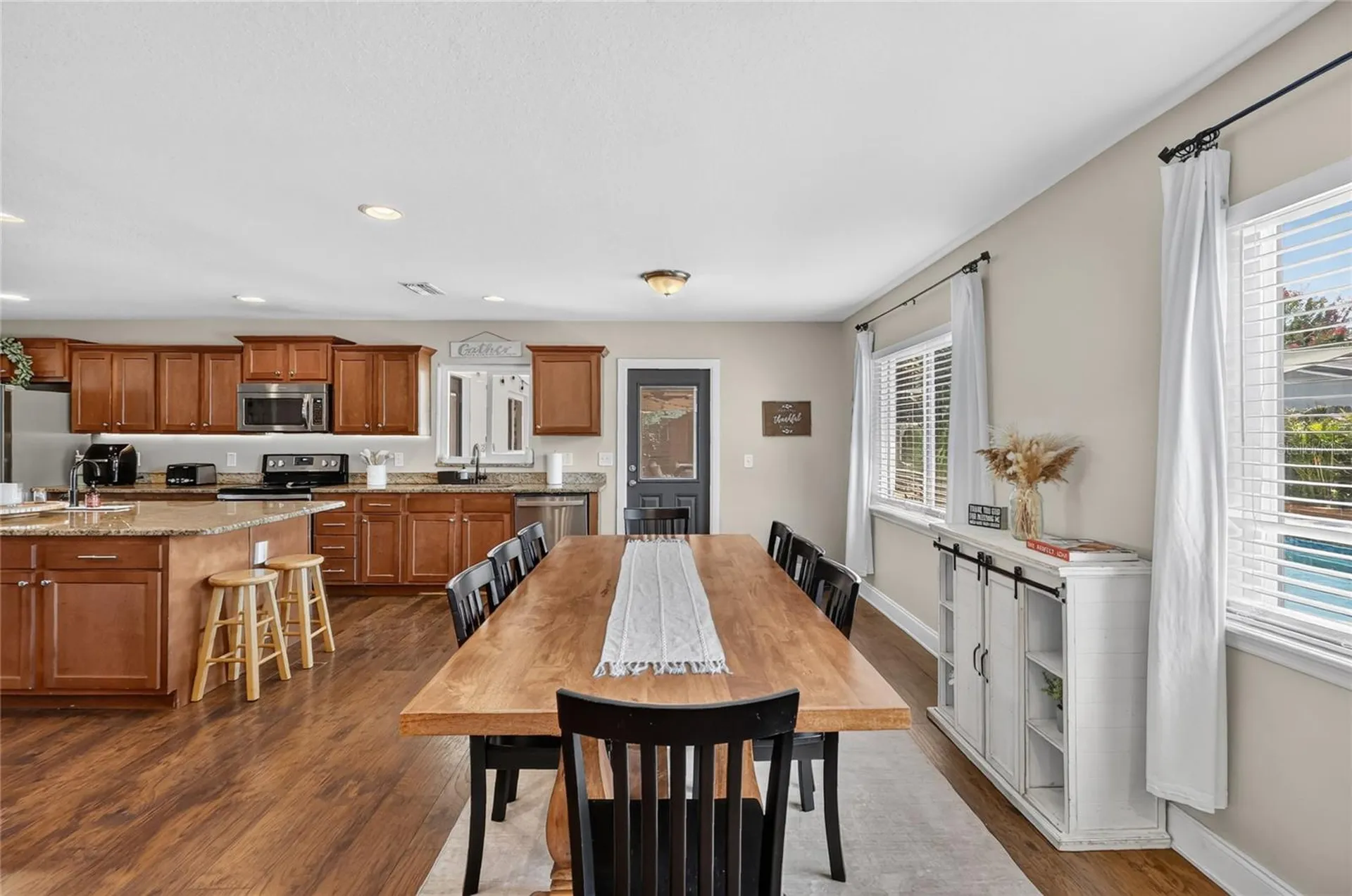 706 S Oakwood Avenue Brandon FL 33511