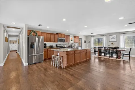 706 S Oakwood Avenue Brandon FL 33511