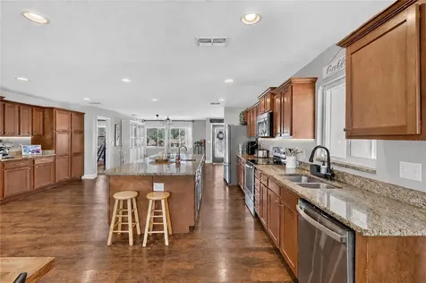 706 S Oakwood Avenue Brandon FL 33511